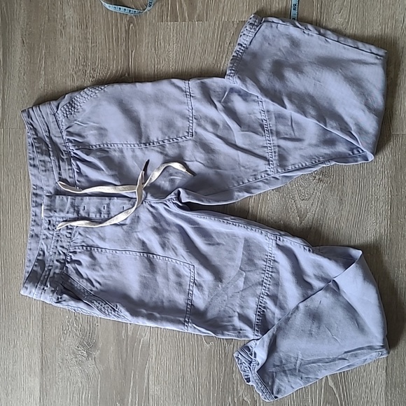 Aritzia Pants - Wilfred Aritzia Pant Size 4 EUC